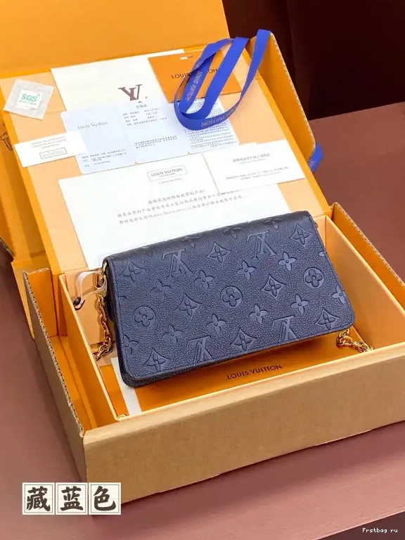 First bag ru Wallet Métis LOUIS VUITTON Chain On 0603